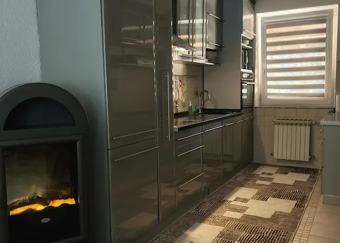 דירה Pejton House *